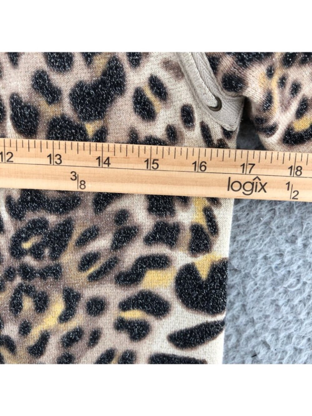 Chicos Sweater Womens 0 US Small Beige Leopard Shimmer Open Cardigan Everyday - Picture 7 of 9